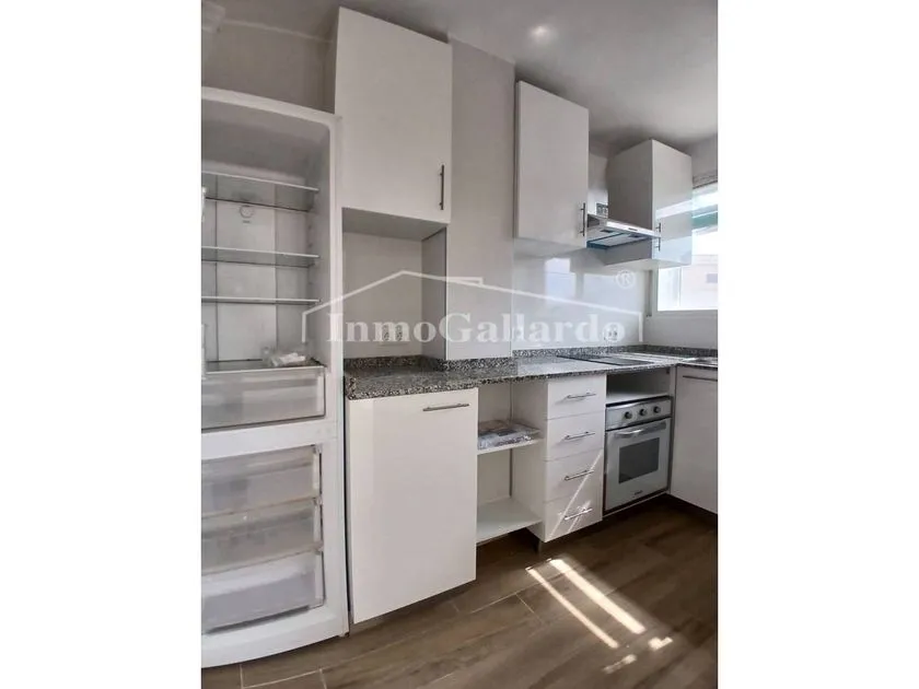 Cucina - Spacious Apartment with Terrace in Málaga Centre