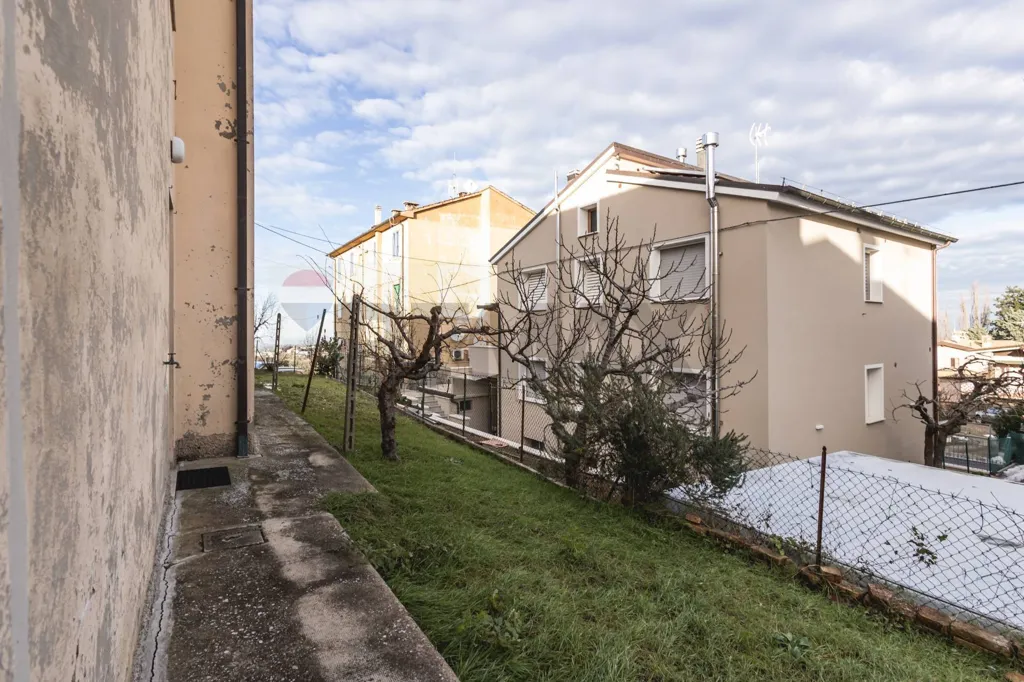 Jardin - Independent House with Sea View in Mondaino