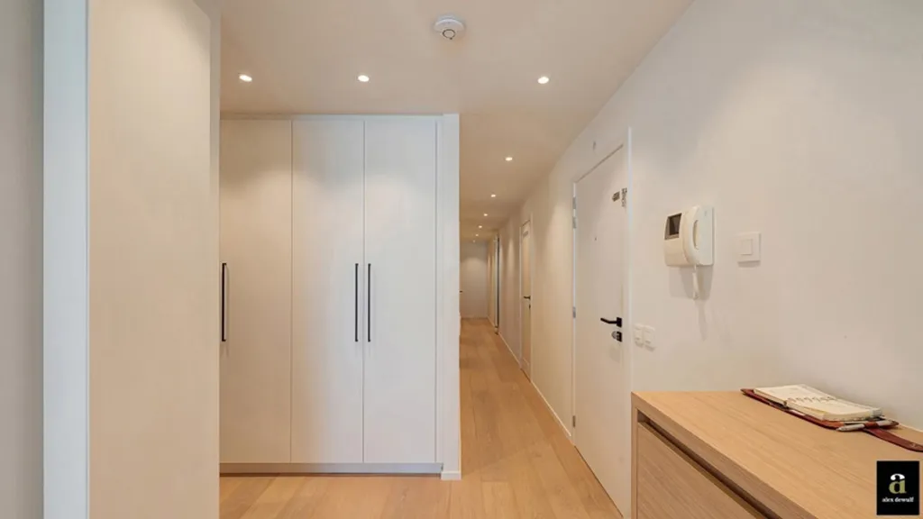 Recibidor - Renovated Corner Flat with Sea View on Rubensplein