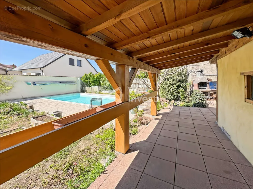 Bassein - Charmant Alsacian House with Pool in Sundhoffen
