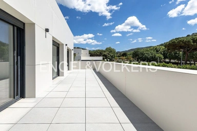 Terrass - New Chalet with Pool in Vallromanes