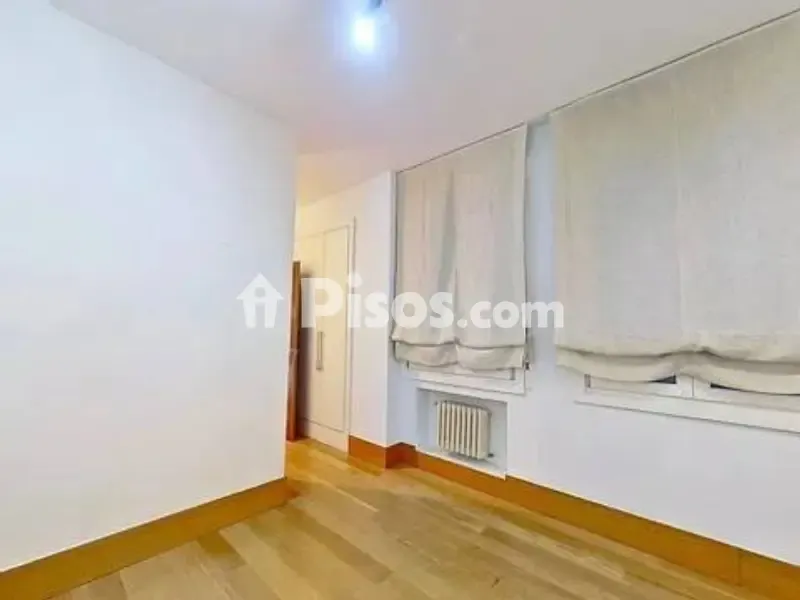 Toad - Luxury Flat with Park Views in Indautxu