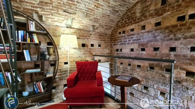 Pièces - Attico with Terrace in Albenga's Historic Centre