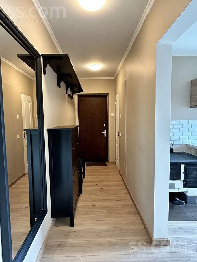 Esik - Renovated 2-Bedroom Flat in Valmiera