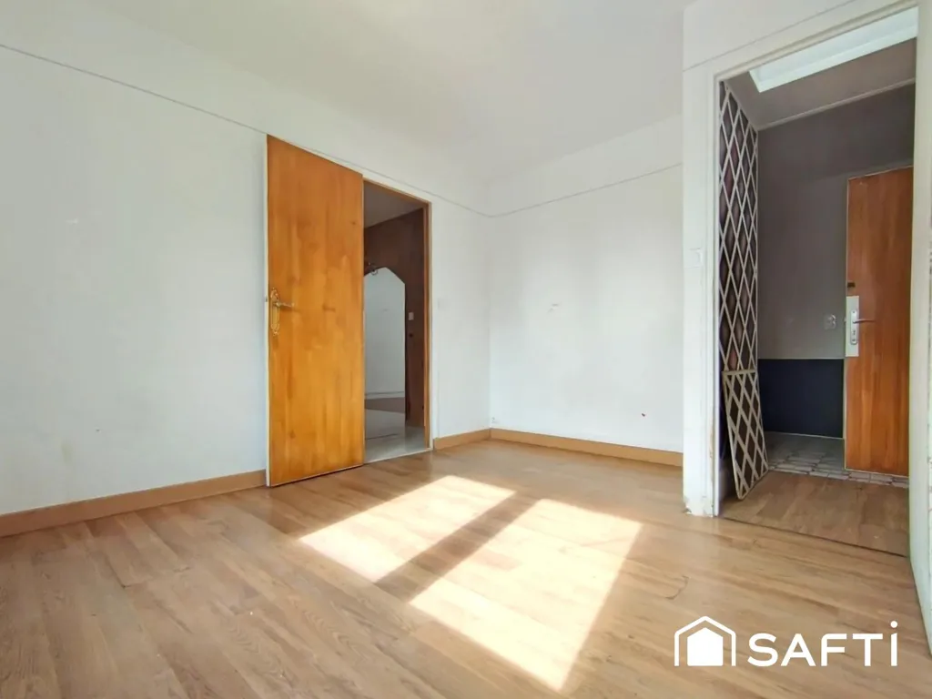 Stanze - Apartment with Renovation Potential in Plouay