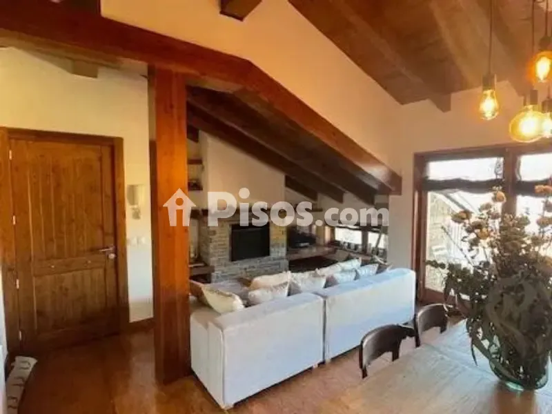 Elutuba - Penthouse with Mountain View in Alp