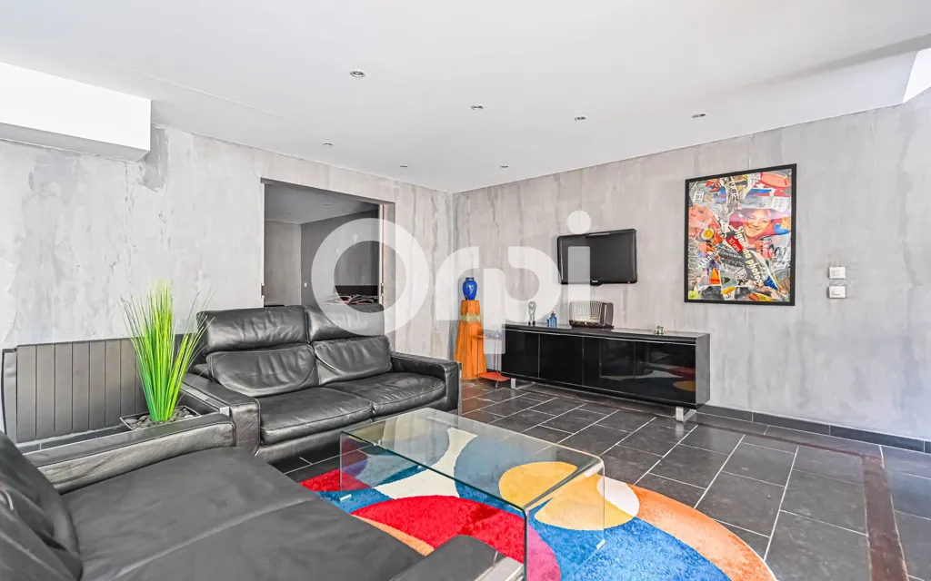 Elutuba - Duplex Apartment with Balcony in Bagnolet