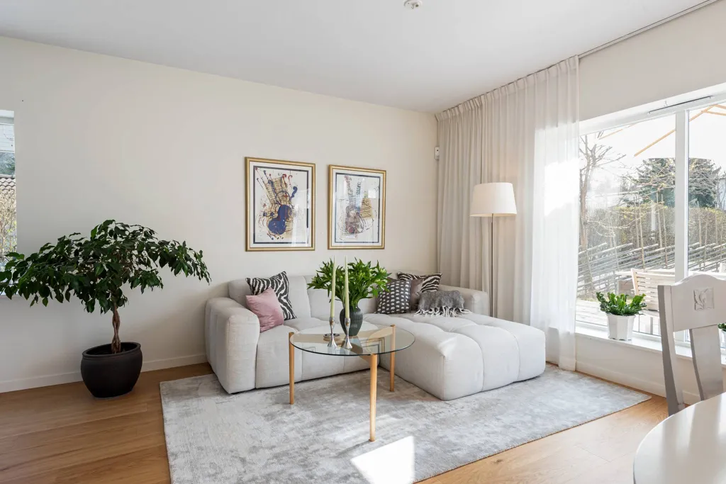 Elutuba - Duplex with Garden in Näsbypark