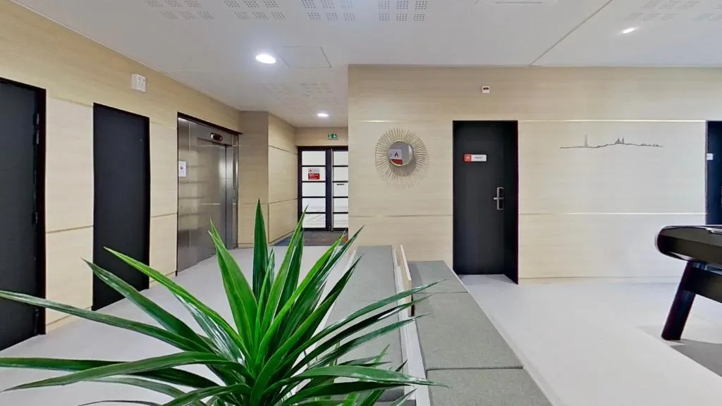 Esik - Managed Studio in City Centre, Saint-Maurice
