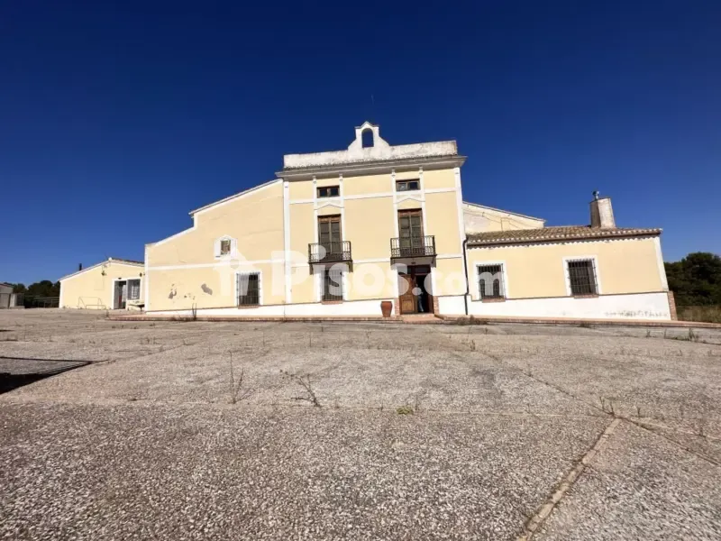 Extérieur - Historic Finca with Vineyards in Requena