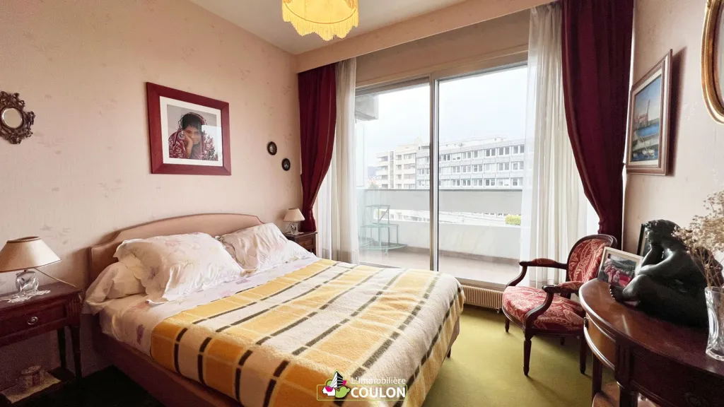 Chambres - Appartement avec Balcon sur Avenue de Royat à Chamalières