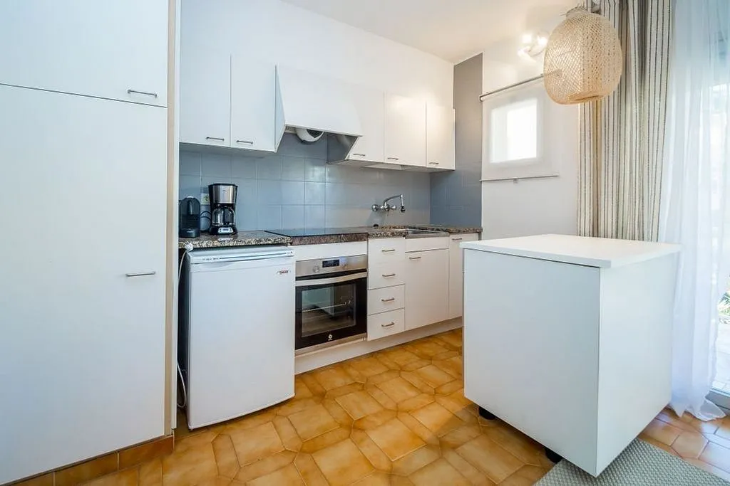 Kitchen - Reformed Apartment with Pool in Els Pins