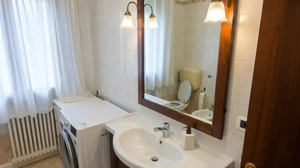 Vannitoad - Spacious Apartment with Terraces in Adria
