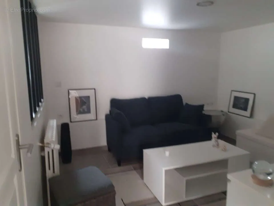 Séjour - Maison de 7 Pièces avec Jardin au Centre Ville de Chelles