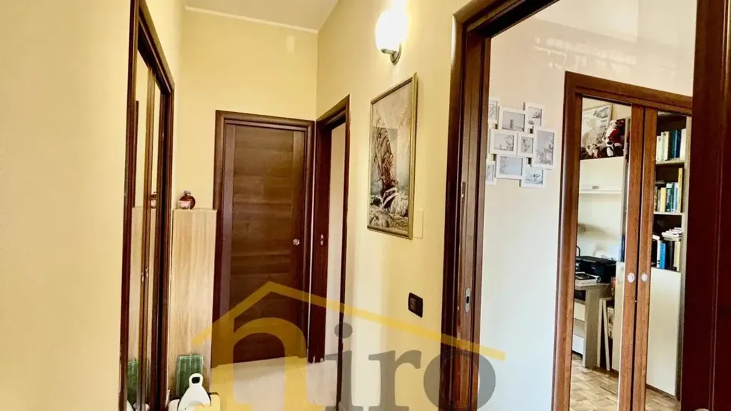 hallway_entrance