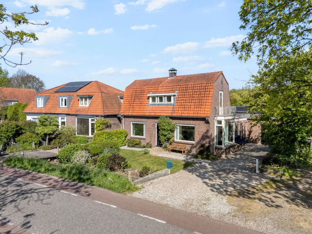 Vista aerea - Charming 1910 House with Water View in Vecht