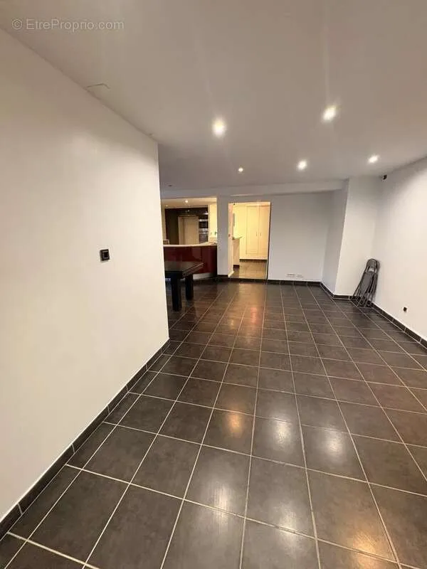Appartement 3 pièces à Marseille-5e