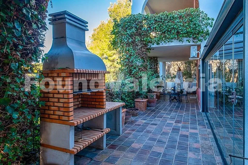 Terrasse - Reformed Mediterranean Villa with Pool in El Bosque
