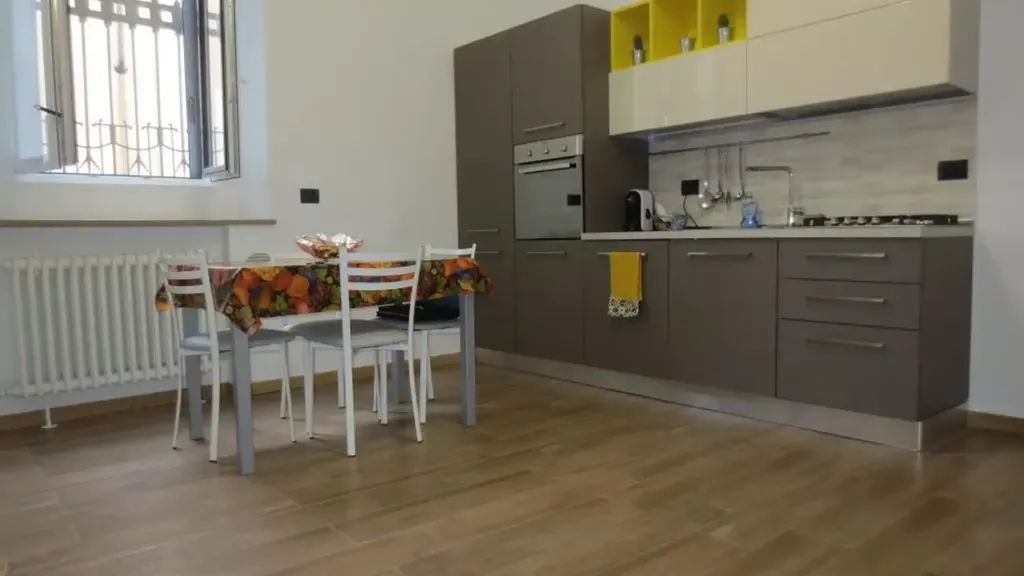 Köök - Rustic-Style Flat with Garden in Monza