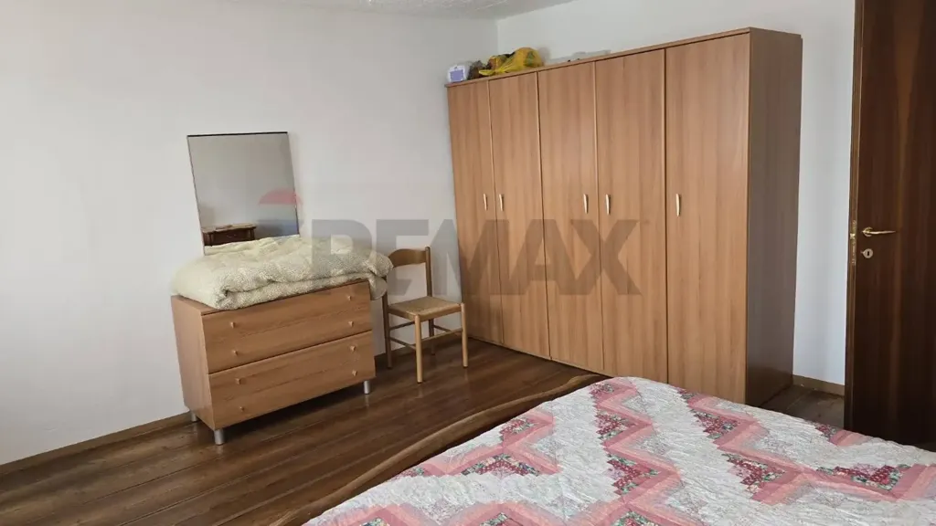 Chambres - Semi-detached House with Garden in Lamon