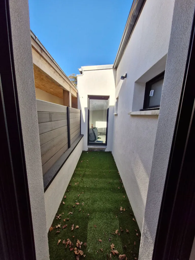 Jardin - Maison Contemporaine avec Jardin à Aizenay