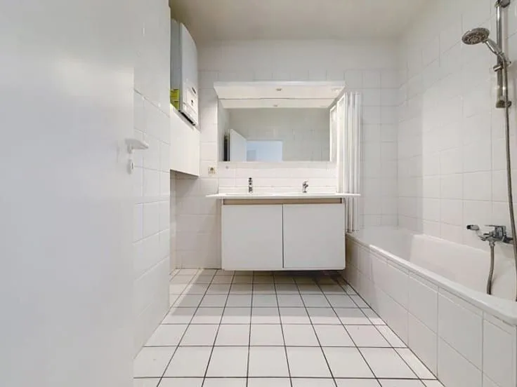 Bagni - Flat with Terrace and View in Urban Area