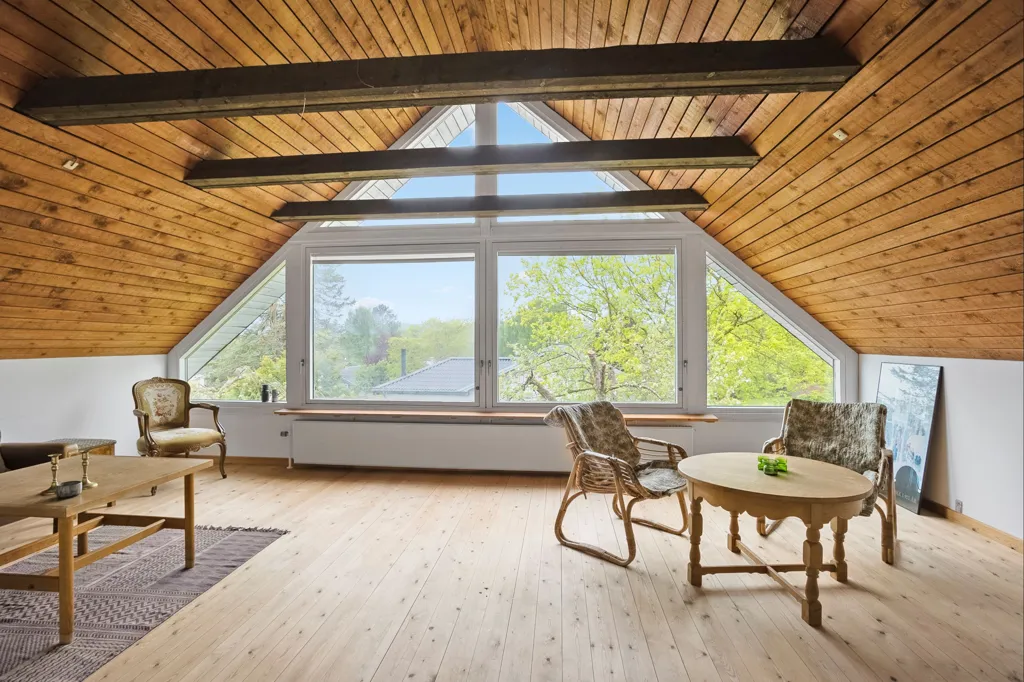 Pièces - Detached Villa with Large Garden in Morud