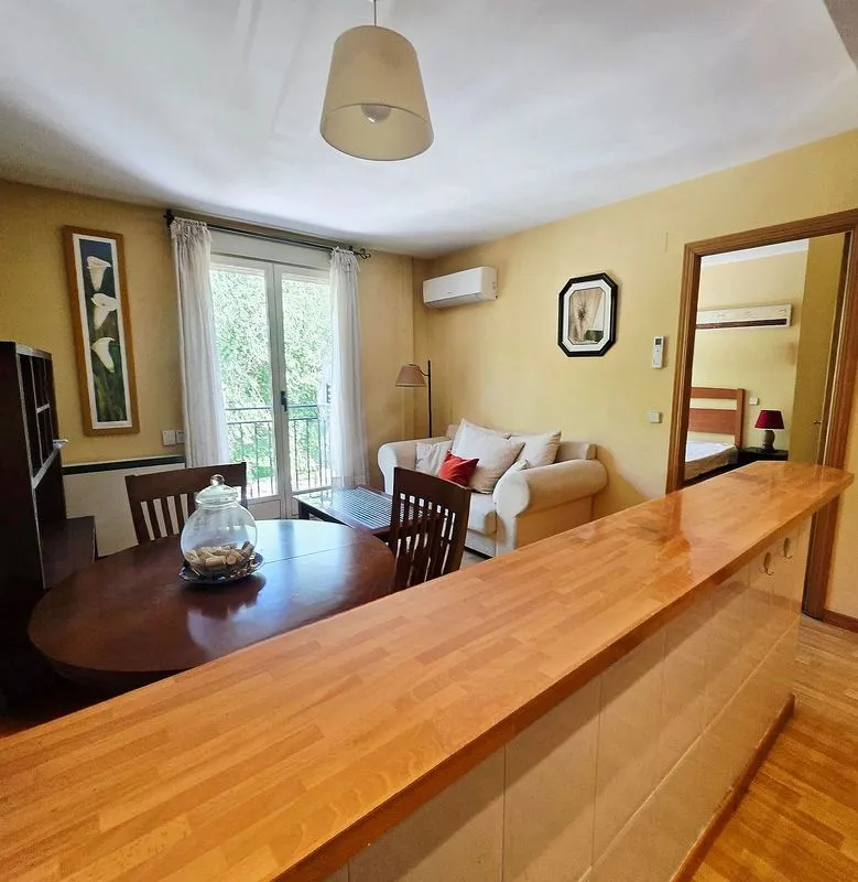 Köök - Furnished Flat with Balcony in Pinto Centre