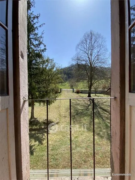 Terrass - Rustic Stone Farmhouse with Vineyard in Canossa