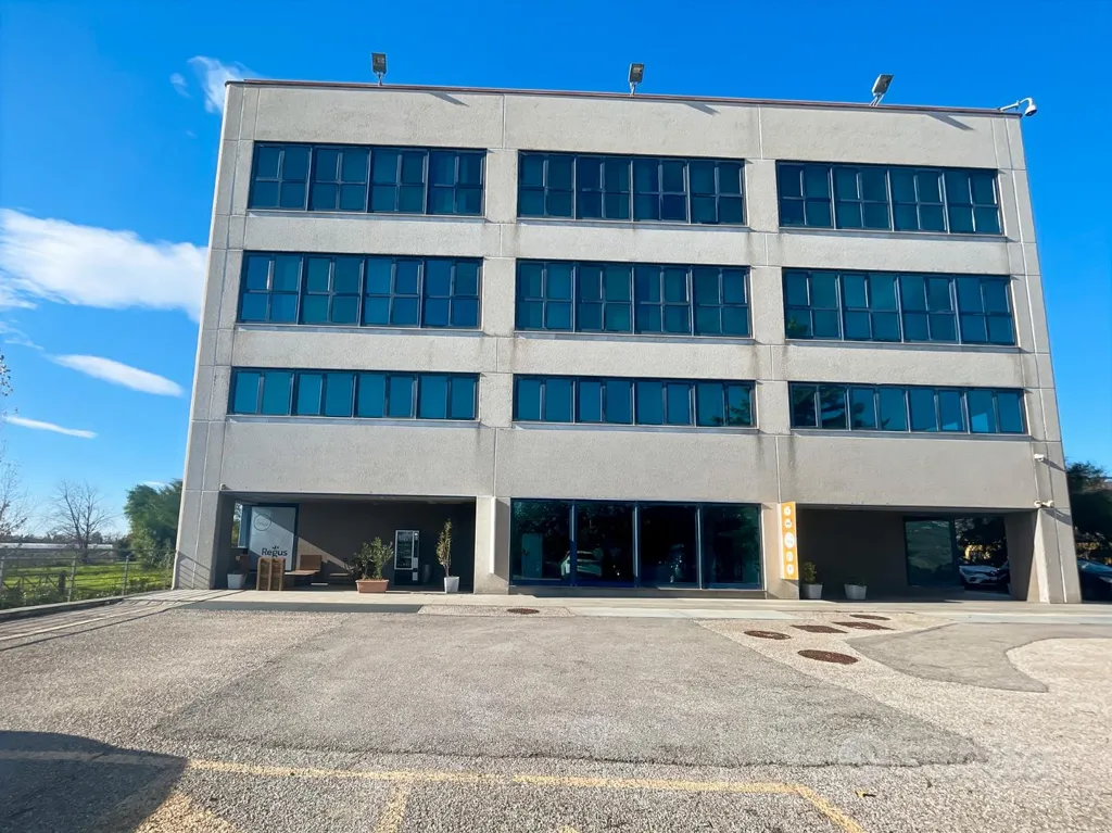 Extérieur - Flexible Office Space for 10 in Salerno