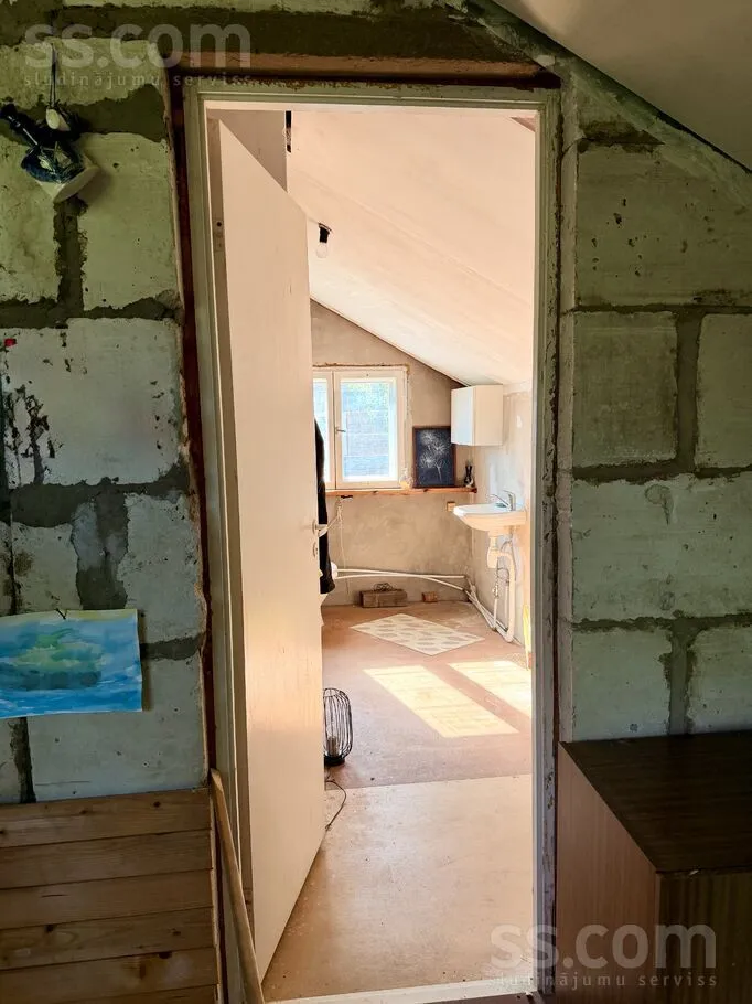 Stanze - Two-Storey House with River View in Garkalne