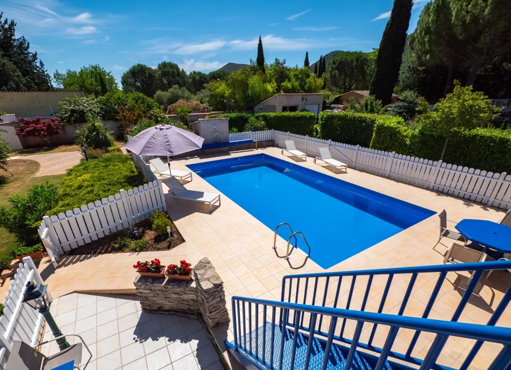 Piscine - Maison avec Vue Montagnes et Piscine à Bédarieux