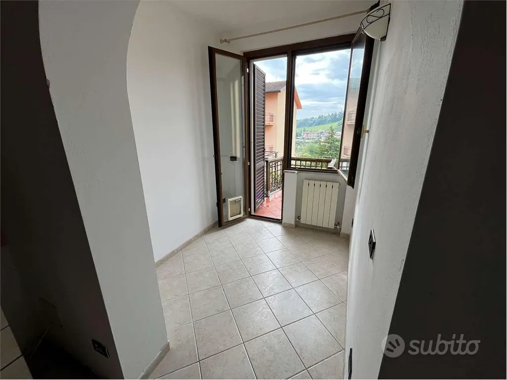 Appartement 4 pièces à IT