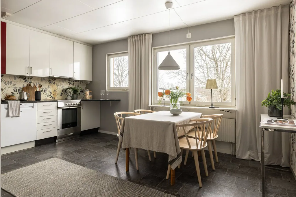 Sala da pranzo - Apartment with Upper Floor in Östra Porten