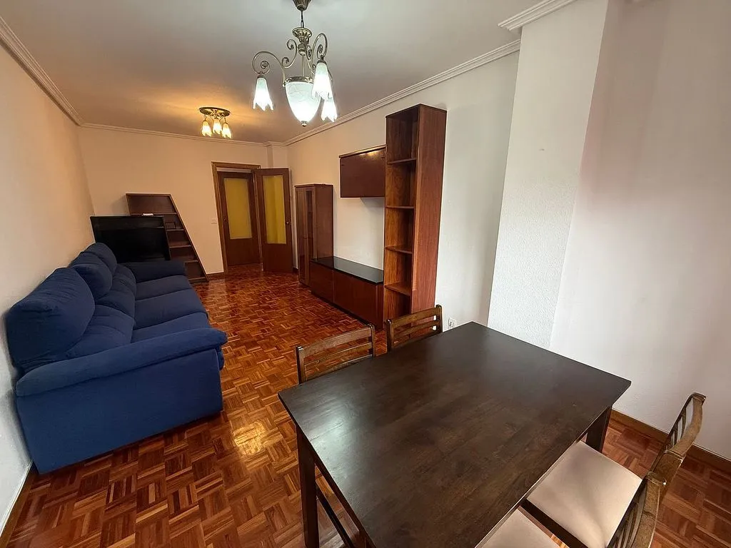 Séjour - Apartment with Terrace and Garage in Gamonal