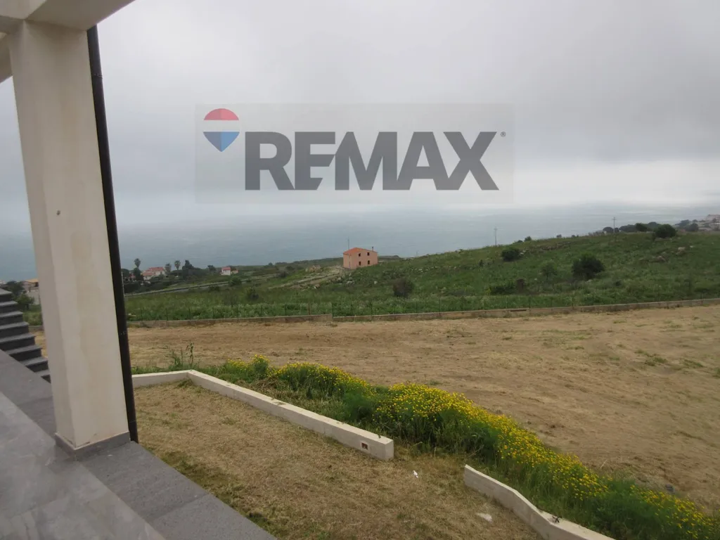 Terrass - Newly Built Villa with Sea View in Augusta