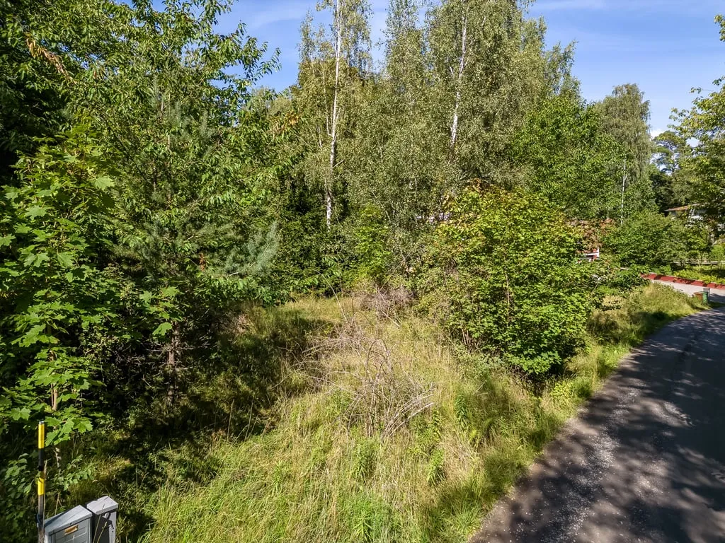 Aed - Scenic Plot with Coastal Access in Södermanland