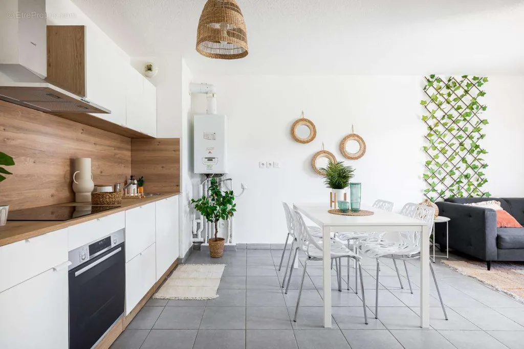 Köök - Renovated Garden Flat in Balma