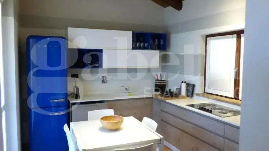 Cuisine - Rustic Villa with Private Garden in Cavour