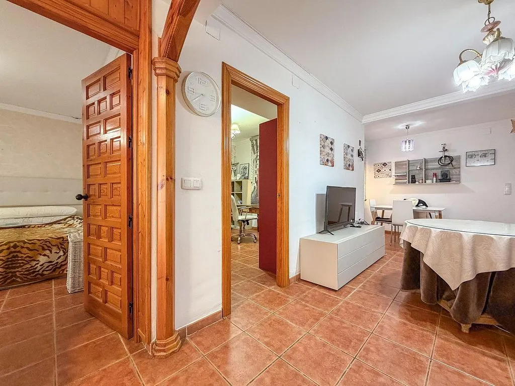 Söögituba - Ground Floor Flat with Patio in Granada Centre