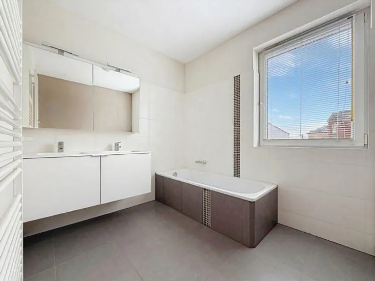 Vannitoad - Flat with Terrace in Urban Area
