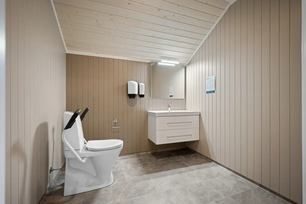 Salles de bain - Combination Property with Nature Access in Nyken