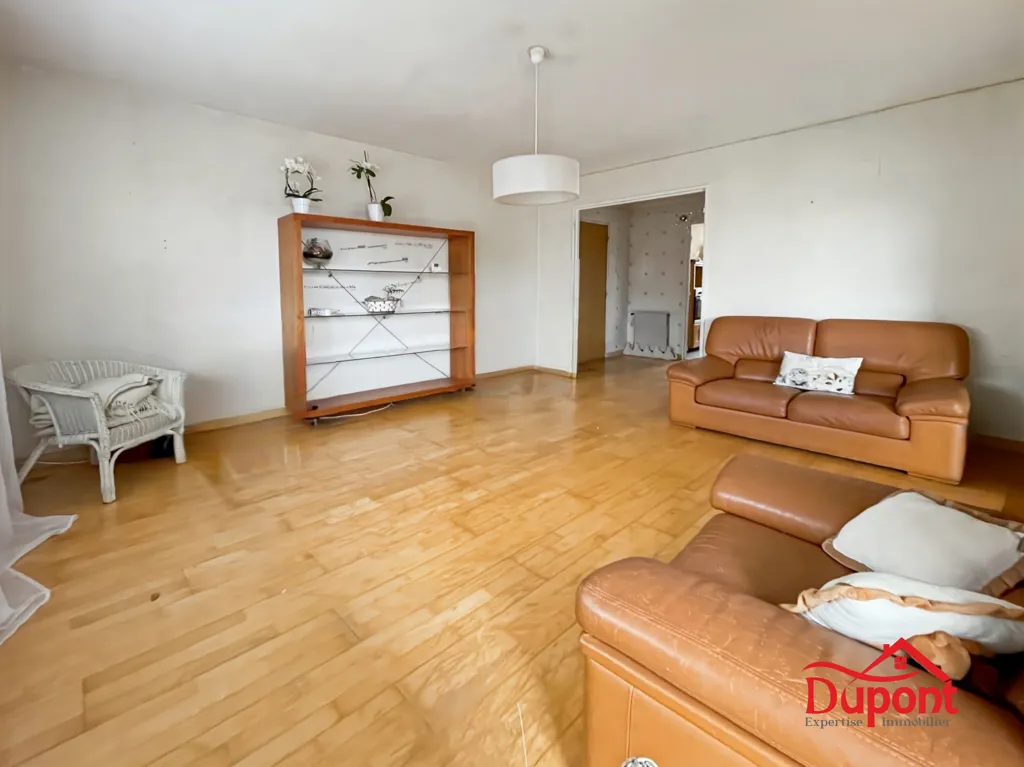 Elutuba - Spacious Flat with Balcony in Saint Jean