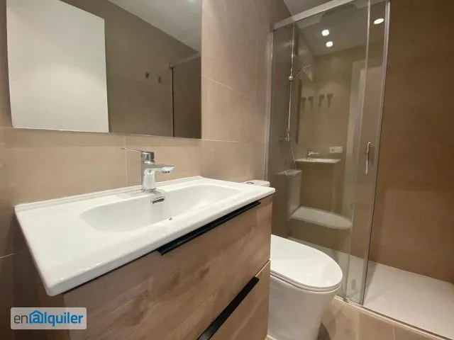 Bagni - Student Flat with Balcony in Algirós, Valencia
