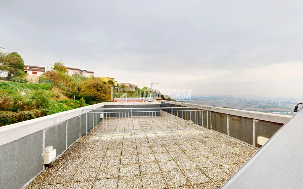 Terrass - Terraced House with Conero View in Castelfidardo