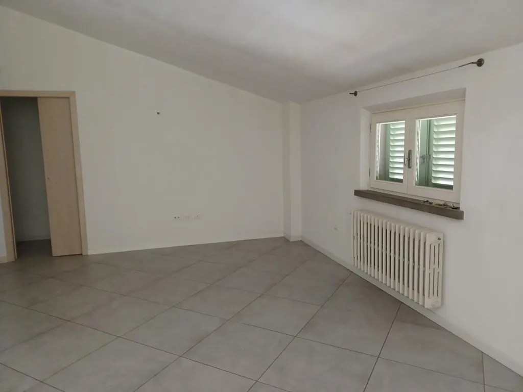 Stanze - Fully Renovated Apartment with Terrace in Vinci