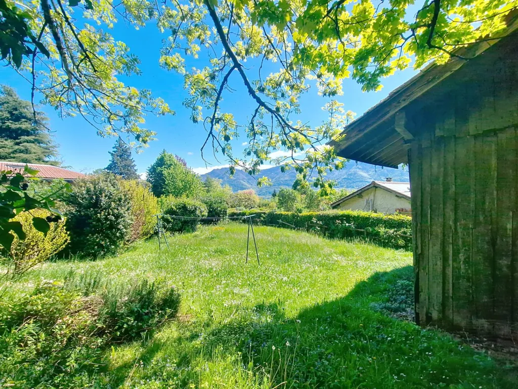 Jardin - Maison Ancienne avec Grange à La Terrasse