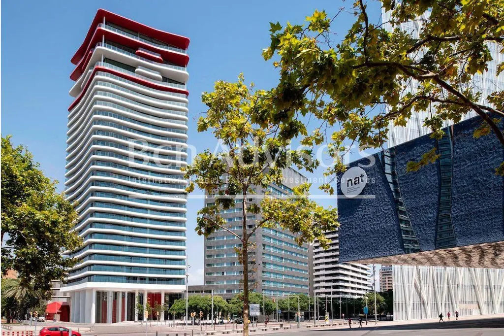 Luxury Flat with Sea View in Poblenou