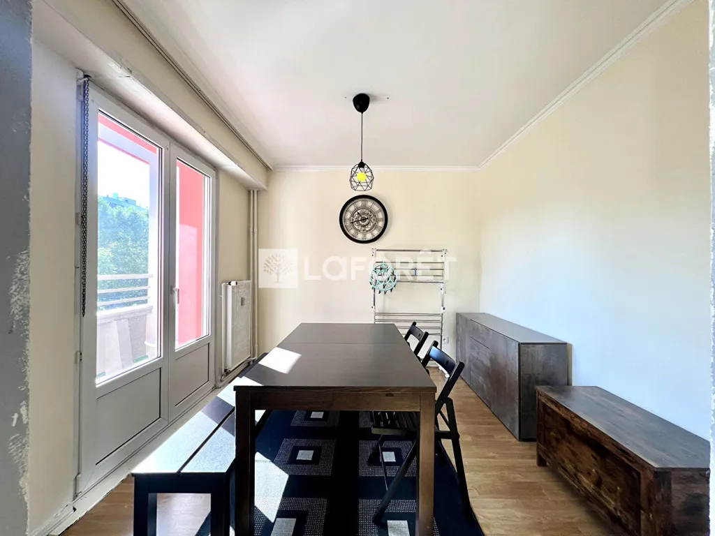 Salle à manger - Appartement Meublé avec Balcon à Strasbourg