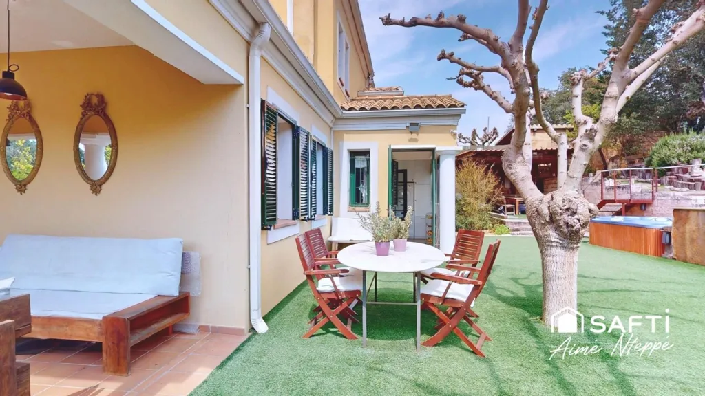 Terrasse - Luxury Villa with Pool in Golf District, Girona
